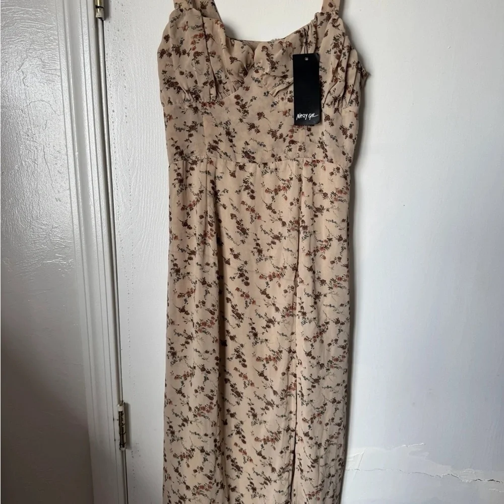 Nasty Gal Cream and Pink Midi Dress with Floral Print - Picture 4 of 5